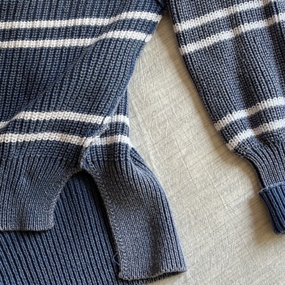 Aerie Cropped Blue Striped Sweater, Women’s XL. - Picture 8 of 8